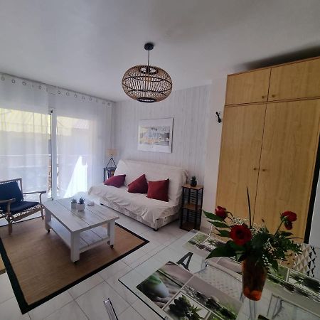 Lovely One Bedroom With Balcony Roses Luaran gambar
