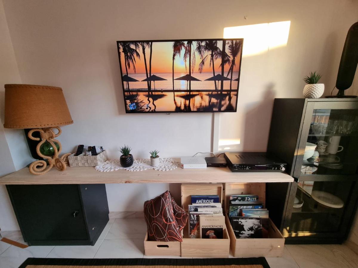 Lovely One Bedroom With Balcony Roses Luaran gambar