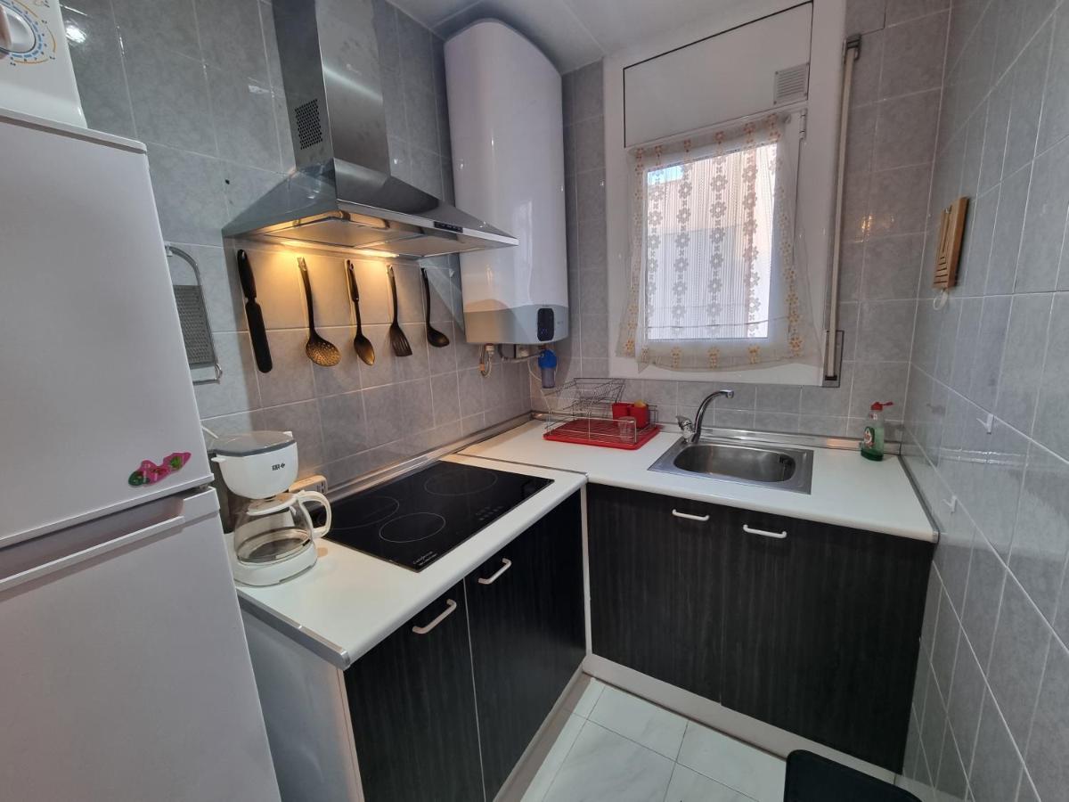 Lovely One Bedroom With Balcony Roses Luaran gambar